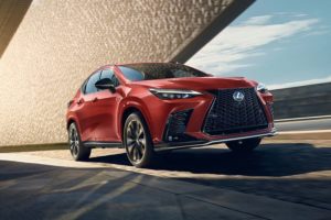 Terus Kembangkan Teknologi Mobil Listrik, Lexus Keluarkan NX Hybrid Electric
