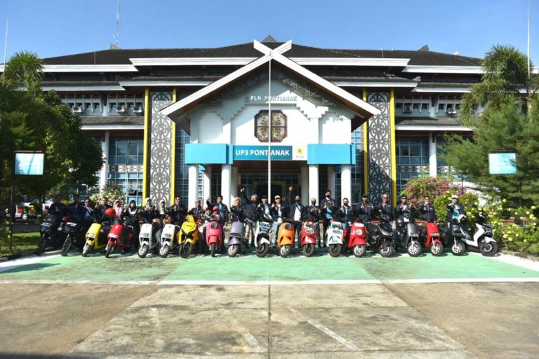 PLN UP3 Pontianak Gandeng MEC Kalbar Gelar Kegiatan Sunmori, Kampanyekan Penggunaan Motor Listrik