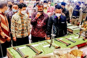 Hadiri Festival Ekonomi Kreatif, Emil Dardak Optimis Ekotif Gresik bakal Tumbuh Meski Pandemi