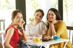 Fenomena Pick Me Girl dari Kacamata Psikologi