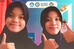 Mimpi jadi Nyata, Saudara Kembar asal Kalteng ini Raih Golden Ticket Unair 2022