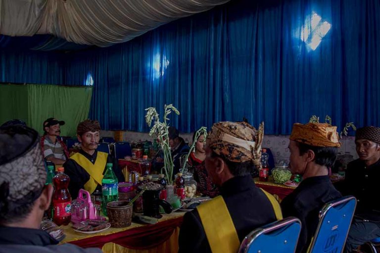 Entas-entas, Jalan Riuh Mengingat Leluhur sekaligus Merayakan Kematian