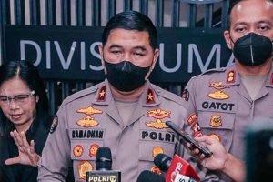 Densus 88 Tangkap 16 Tersangka Terorisme Sumbar Pendukung ISIS
