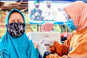 10 Pahlawan Lansia SIAP Mewakili 10 Kabupaten di Indonesia Dukung Capaian Vaksinasi