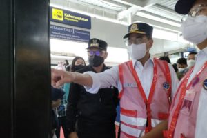 Menteri Perhubungan Jajal Langsung Kereta Api Jalur Ganda Bogor-Sukabumi