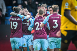 Burnley Keluar dari Zona Degradasi Setelah kalahkan Wolves 1-0