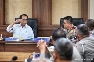 Menhub Bahas Rekayasa Lalu Lintas Mudik Lebaran Bersama Korlantas Polri
