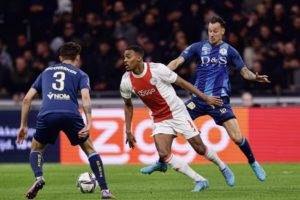 Bayern Munchen Akan Datangkan Gravenberch, Gelandang Muda 19 Tahun Milik Ajax