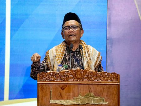 Mahfud: Berpuasa itu Membangun Empati dan Kesetaraan, Bukan Kesewenang-wenangan