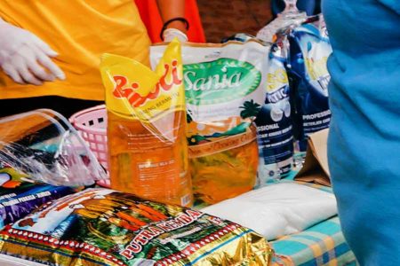 Ilustrasi minyak goreng (foto: Hendro D. Laksono, pilar.id)