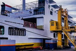 Kendaraan Pemudik Menumpuk di Pelabuhan Merak, Kemenhub Tambah Kapal, Rute dan Dermaga Baru