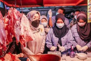 Cek Kelayakan Daging, Bupati Mojokerto: Bebas formalin dan bukan Pemalsuan Babi