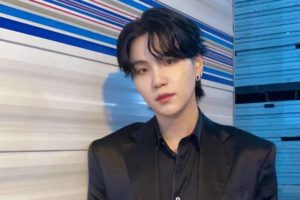 Kembali Kolaborasi, Suga BTS dan IU Luncurkan People Pt.2 Suga BTS (foto: instagram @agustd)