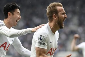 Gol Penalti Harry Kane Bawa Tottenham Kembali masuk 4 Besar Premier League