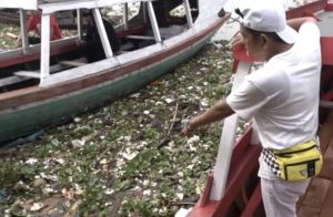 Usai Libur Lebaran, Danau Cirata Penuh dengan Sampah