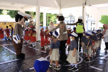 Tumbuhkan Kesadaran Hukum Sejak Dini, Polres Tuban Gelar Program Polsanak