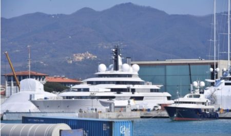 Italia Perintahkan Penyitaan Kapal Pesiar Senilai 700 Juta Dolar AS yang Berkaitan dengan Vladimir Putin