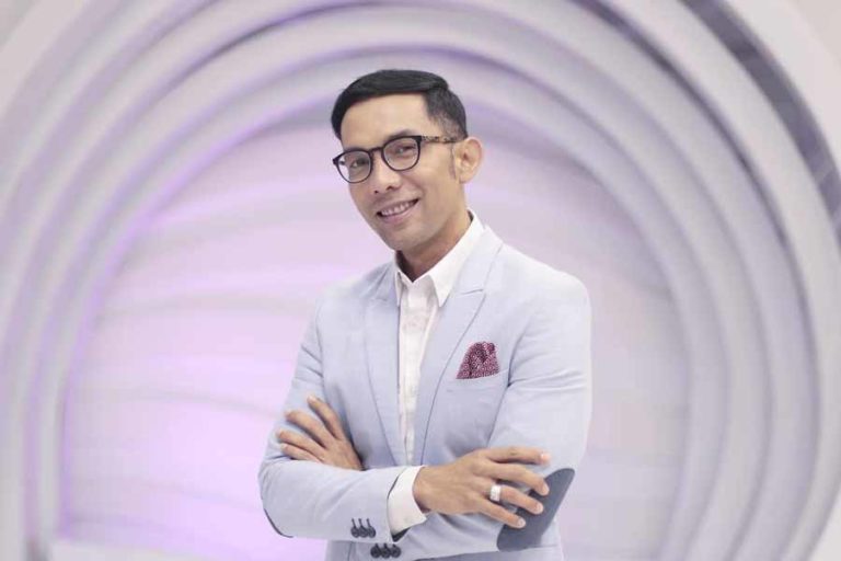 Sukses Bawakan Acara NCT Dreams, Indra Herlambang Trending di Twitter