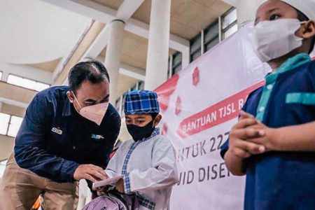 Ramadan Berbagi 2022, SIG Salurkan Bantuan Rp 7,62 Miliar