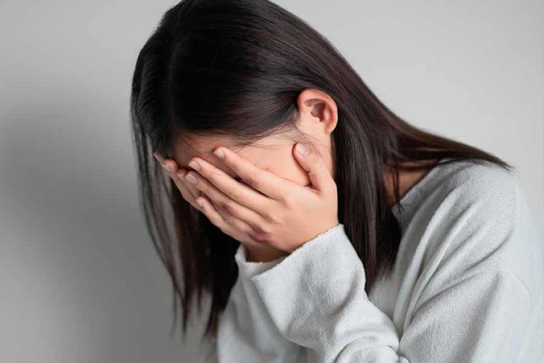 Di balik sisi positif ekspos diri di media sosial terdapat sisi negatif yang tak kalah berbahaya, khususnya bagi kesehatan mental. (foto: xframe)