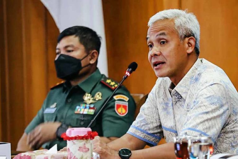 Soal Perubahan Status jadi Endemi, Ganjar: Tinggal Tunggu Pernyataan Pusat