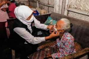 Hari Lanjut Usia Nasional, Gubernur Khofifah Ajak Masyarakat Sayangi para Lanjut Usia