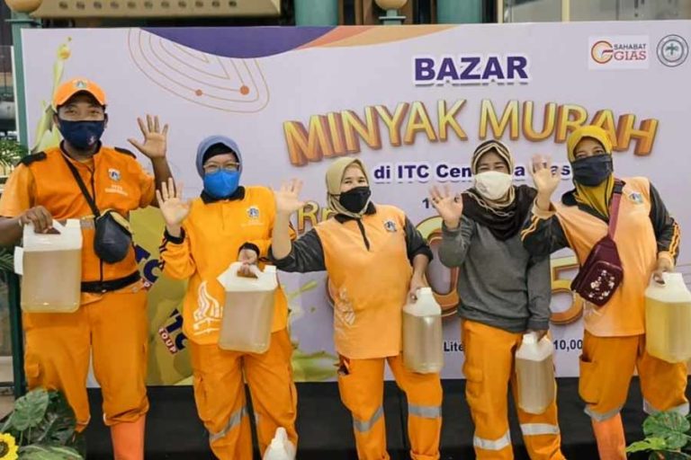 ITC Group dan Apkasindo Gelar Bazar Minyak Goreng Murah