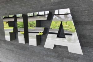 PSSI Terima Bantuan Ratusan Ribu Bola dan Uang Senilai Rp749 Juta dari FIFA
