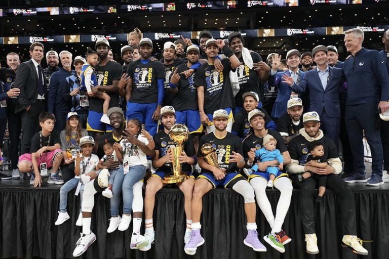 Golden State Warriors Rengkuh Trofi Keempat NBA Setelah Kalahkan Celtics