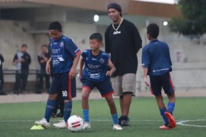 Beri Coaching Clinic, Ronaldinho: Antuasiasme yang Sangat Luar Biasa