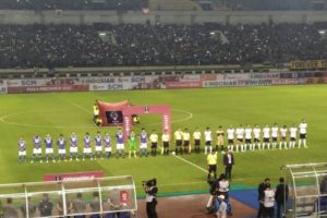 Kirimkan Doa Untuk Eril, Laga Persib vs Bali United Dimulai dengan Mengheningkan Cipta