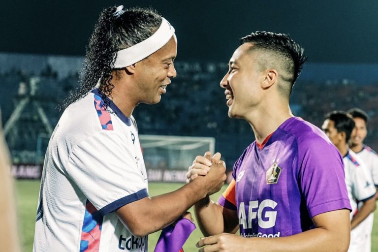 Panenka Arthur Irawan dan Taufiq Bawa Persik Juara Trofeo Ronaldinho