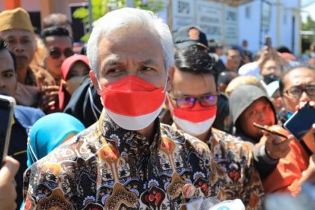 Ganjar Doakan Jokowi Dapat Solusi Redakan Perang dari Kunjungan ke Rusia dan Ukraina