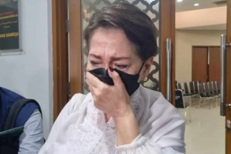 Sebelum Meninggal, Rima Melati Sempat Rutin Cuci Darah