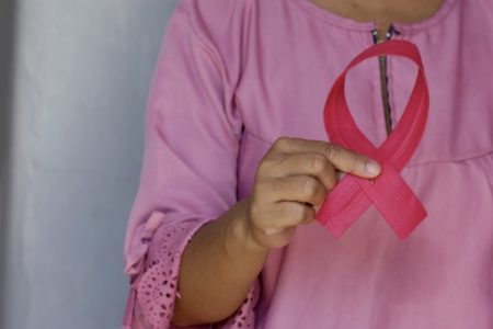Kalbe Farma dan Lovepink Fasilitasi USG Payudara Gratis untuk Perempuan Pra-Sejahtera