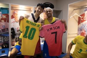 Dua Gol Pinalti Neymar Bawa Brasil Menang Telak 5-1 dari Korea Selatan