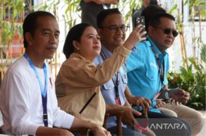 Foto Bareng Puan Maharani dan Anies Baswedan, Hasto: Hal yang Cukup Baik