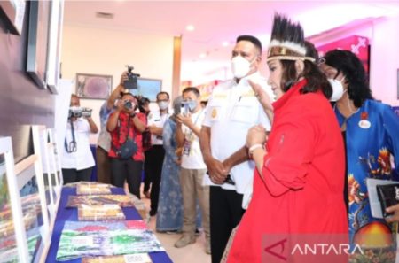 Pertemuan Woman 20 (W20) di Manokwari, Karya Seni UMKM Kaum Disabilitas Dipamerkan