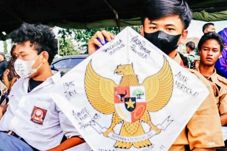 Pemkot Bekasi Ajak Pelajar Cintai Pancasila lewat Festival Layang-Layang