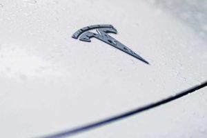 Saham Turun 9 Persen, Tesla Akan Pecat 10 Persen Karyawan