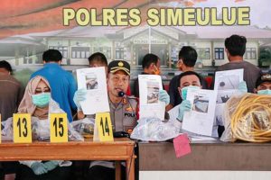 Polisi Amankan 8 Tersangka Pengeboman Ikan di Perairan Pulau Simeulue