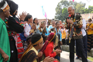 Wah, Ganjar Pranowo jadi Sutradara Gemu Fa Mire di Borobudur Student Festival
