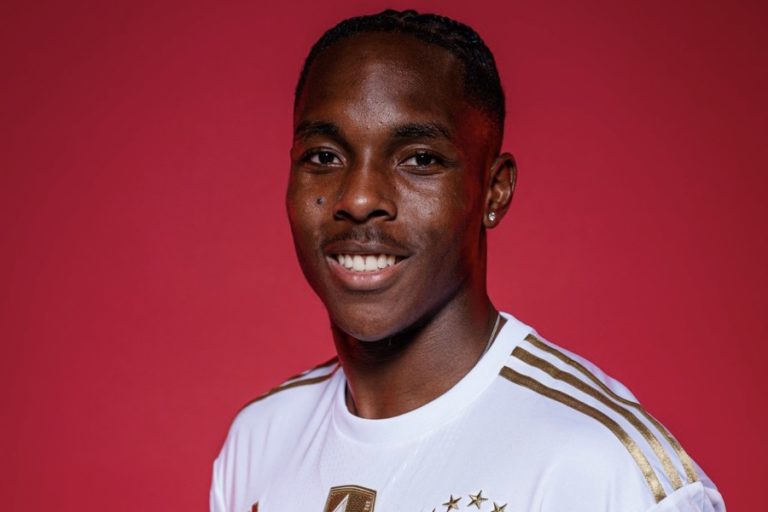 Bayern Munchen Datangkan Penyerang 17 Tahun Mathys Tel dari Stade Rennes