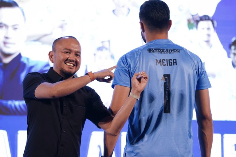 Hormati Kurnia Meiga, Arema FC Pensiunkan Nomor Punggung 1