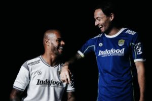 Angkat Ciri Khas Kota, Jersey Baru Persib Bandung lebih Segar dan Elegant