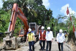 Presiden Joko Widodo Kunjungi Pulau Nias, Tinjau Proyek Jalan Nasional