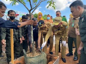 Bang Midji Mengajak Masyarakat Canangkan Gerakan Tanam Pohon Serentak