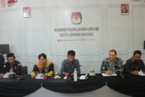 Ditandatangani Lima Komisioner, KPU Singkawang Mutakhirkan 123 Data Pemilih Periode Juli