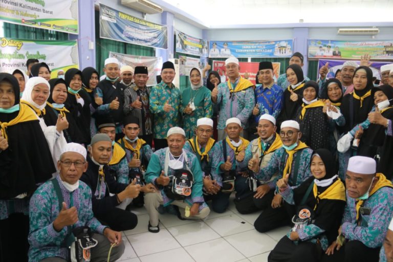 Sun Life dan CIMB Niaga Luncurkan Asuransi Syariah Calon Jemaah Haji