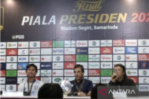 Redam Ambisi Borneo FC, Pelatih Arema FC Eduardo Almeida Apresiasi Kerja Keras Para Pemainnya